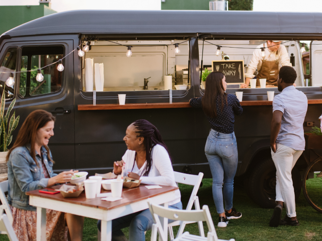 mobile food business vs cafe,mobile food business australia,food truck business,low cost food business australia,mobile food business for sale,start a food business,mobile food business vs café